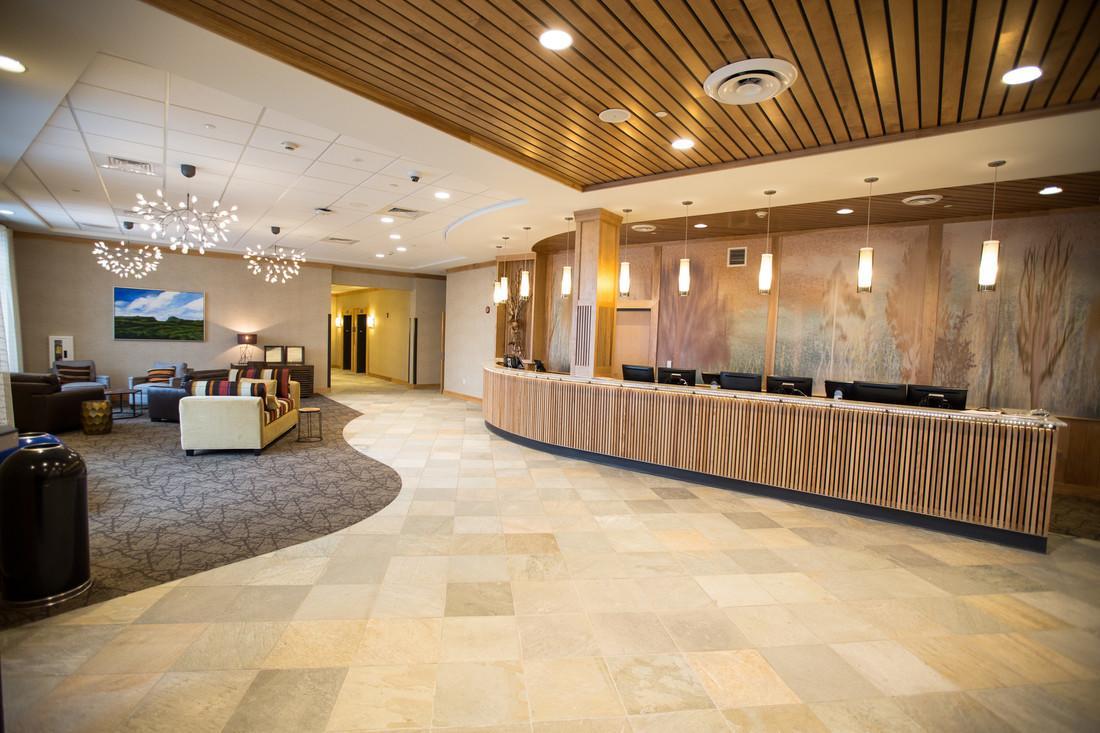 Burke Mountain Hotel And Conference Center 外观 照片