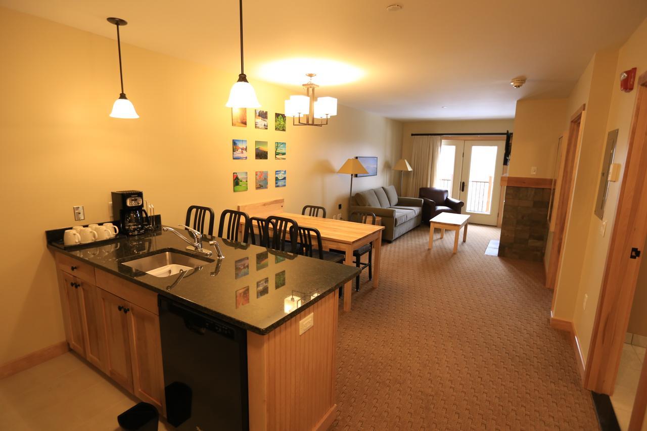 Burke Mountain Hotel And Conference Center 外观 照片